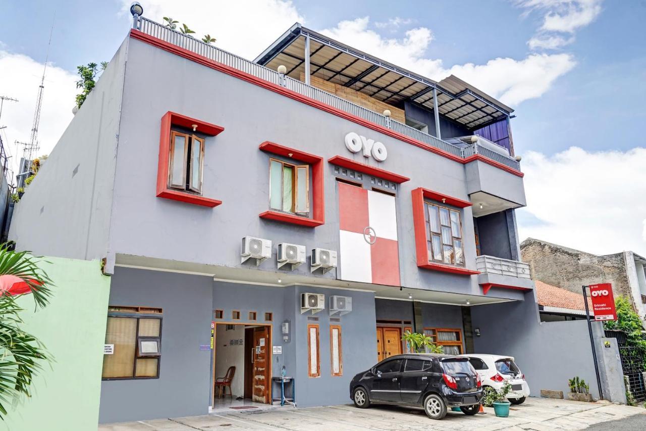 Oyo 1932 Srimahi Residence Bandung Ngoại thất bức ảnh