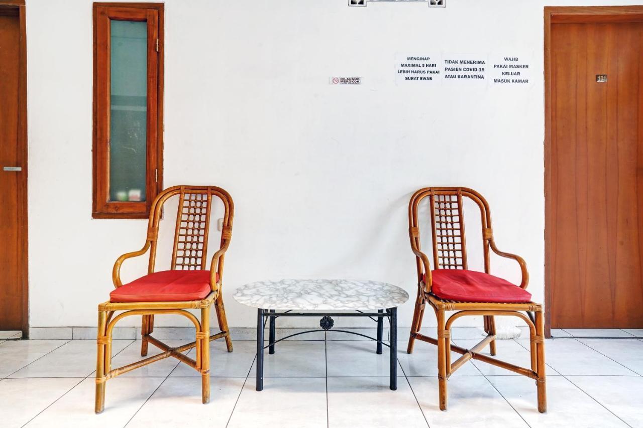 Oyo 1932 Srimahi Residence Bandung Ngoại thất bức ảnh